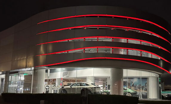 Porche Building