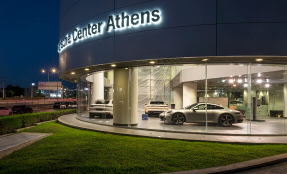 Porsche Retail store